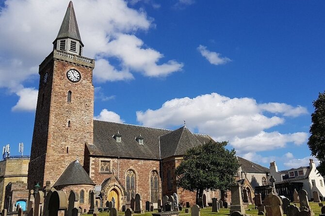 Inverness Quest: Self Guided City Walk & Immersive Treasure Hunt - The app is both the guide and the weak spot