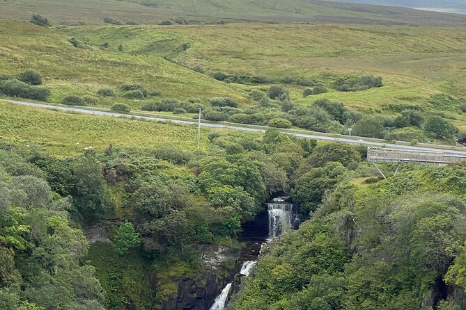Isle oF SkyeTour.PORTREE,OLD MAN STORR,KILT ROCK.FROM INVERNESS - Eilean Donan is worth the extra £13