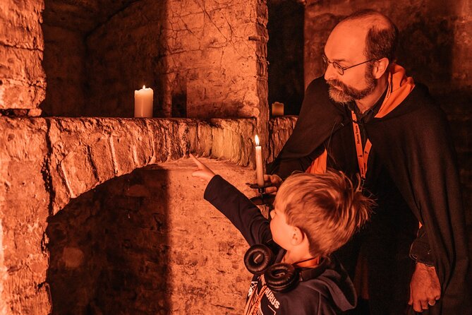 Kids Multi-Sensory Underground Vaults Tour in Edinburgh - Starting at Mercat Cross: grisly stories in the Old Town