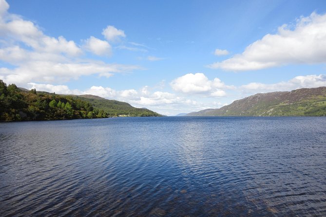Loch Ness and the Scottish Highlands Day Tour from Edinburgh - Pitlochry is a charming finale, but the timing matters