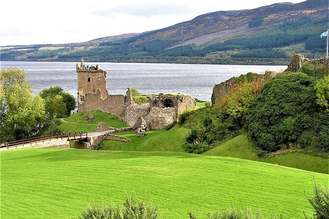 Loch Ness , Heilan Coos ,Great Glen , Fort William and Glencoe - Fort Augustus and the Well of the Seven Heads