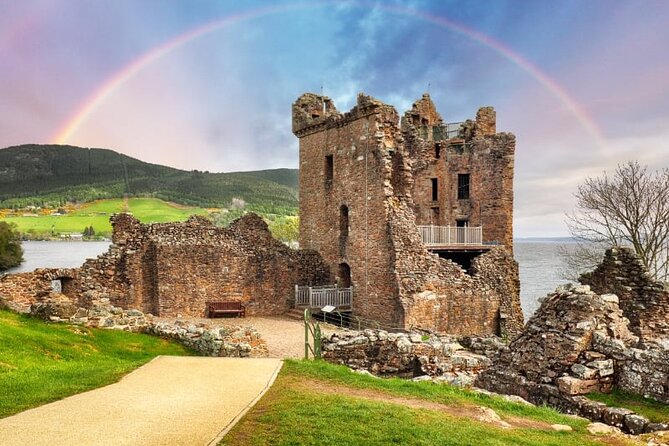 Loch Ness, Urquhart Castle & Culloden Battlefield Shore Excursion - What the private price really buys you