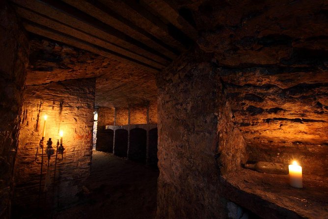 Multi-Sensory Night Walking Tour with Haunted Vaults in Edinburgh - What kind of history will you hear?