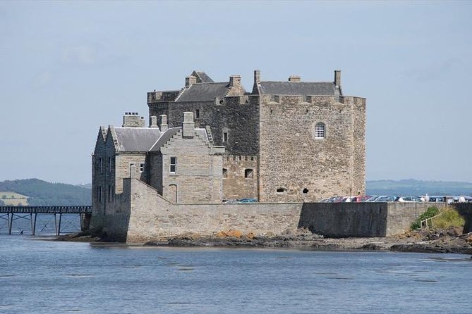 Outlander Day Tour - Midhope Castle and the Lallybroch stop