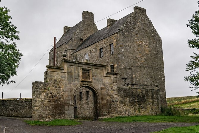 Outlander Filming Locations Day Tour from Edinburgh - Price, extra fees, and real value