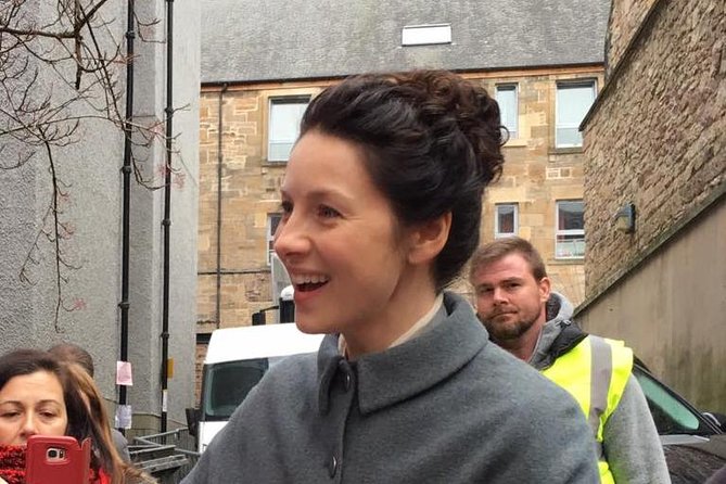Outlander Walking Tour of Edinburgh's Old Town - Canongate Kirk and the novel locations