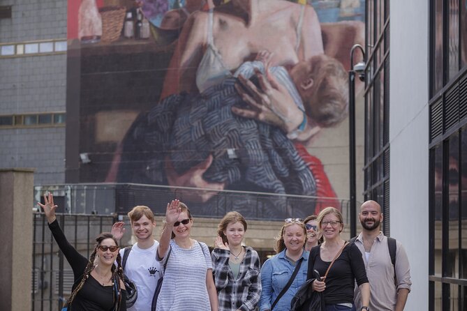 Private Aberdeen City Walking Tour - Art and street life beside Aberdeen Art Gallery