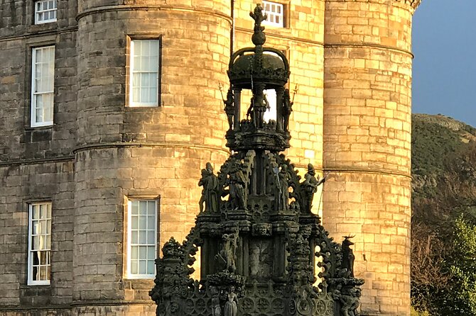 Private Edinburgh City 4-Hour Guided Tour in a black cab LEVC TX - The flexible route is the real advantage