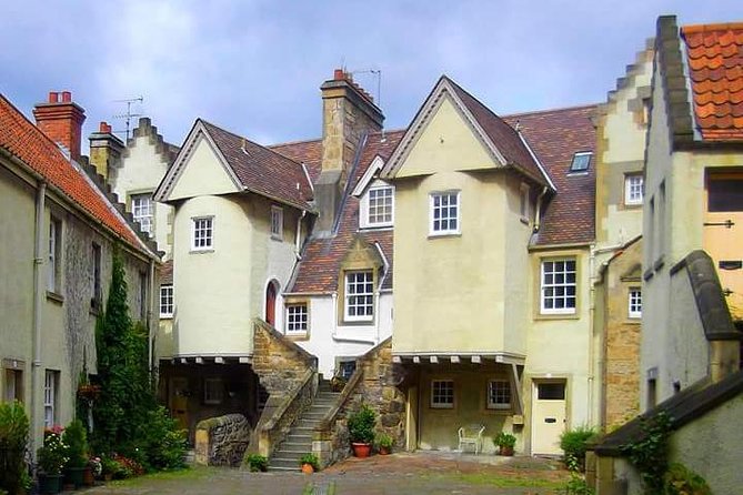 Private Edinburgh City Tour - The castle, museum, and smaller city details