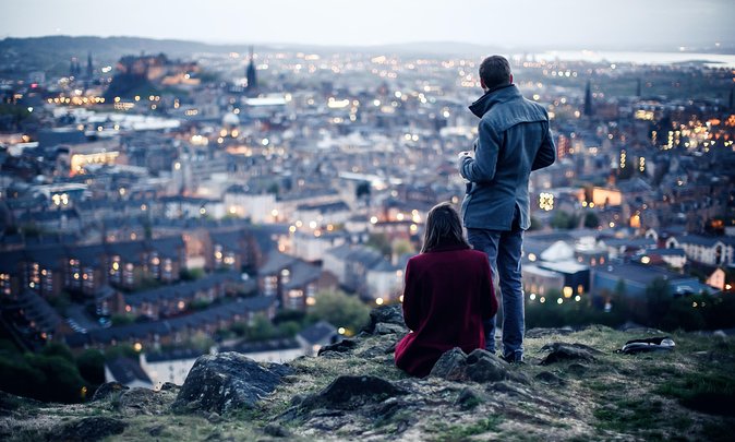 Private Edinburgh Tour for Families with a Local, 100% Personalized - Edinburgh Castle for a stronger history lesson