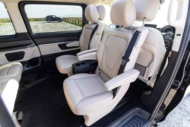 Private luxury transfer from Edinburgh Airport to Edinburgh - Door-to-door delivery matters in Edinburgh