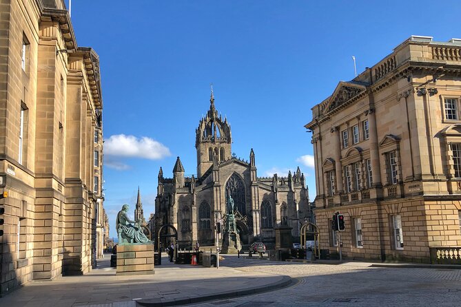 Private Old Town, Edinburgh Walking Tour - Starting at The Hub and finding your Old Town footing