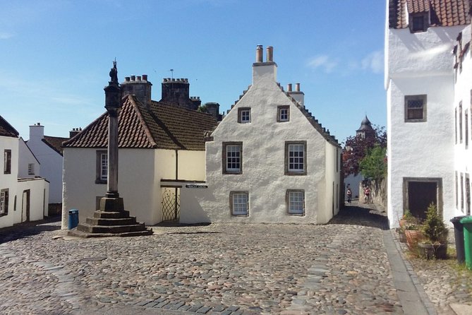 Private Outlander Day Tour from Edinburgh - Falkland: Inverness, lunch, and a slower hour