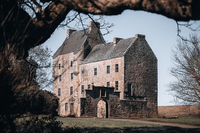Private Outlander tour from Glasgow or Edinburgh - Midhope Castle, the Lallybroch stop