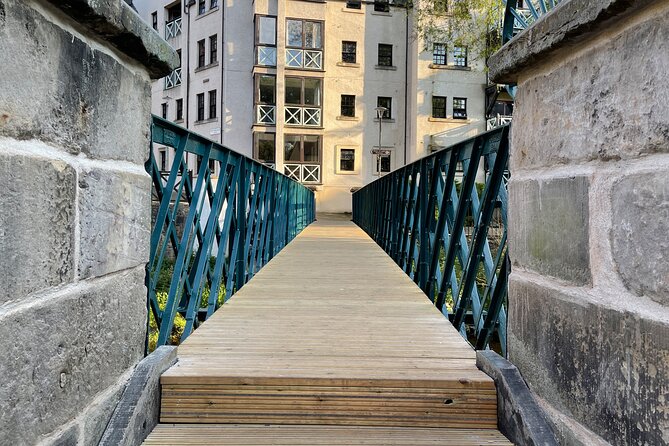 Private Royal Mile Walking Tour - A mansion tucked into the Royal Mile