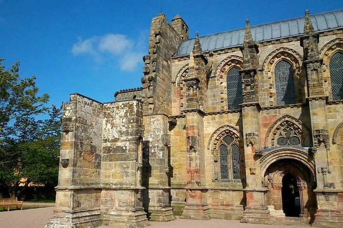 Private Shore Excursion: Edinburgh City and Rosslyn Chapel - Holyroodhouse and the seat of Scottish government
