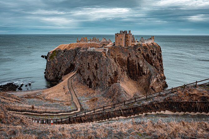 Private Tour - Edinburgh to St Andrews, Dunnottar Castle & Dundee - St Andrews: university, cathedral, castle, and golf