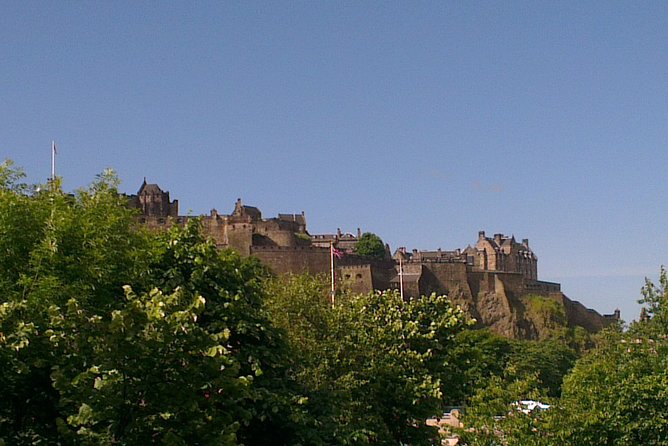 Private Walk: Edinburgh Old Town and New Town - Personal interests shape the route