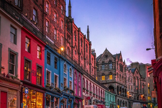 Private Walking Tour: JK Rowling's Harry Potter in Edinburgh FR - Greyfriars Kirkyard and the names behind the fiction