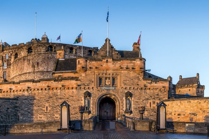 Private Walking Tour of Edinburgh Castle with Skip-the-Line - Quiet moments at St. Margaret’s Chapel