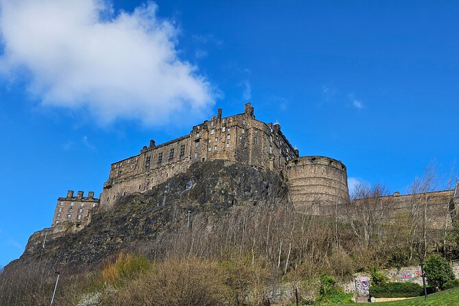 Privately Guided Day Tour of Edinburgh in Luxury Minivan - Old Town brings you to the medieval heart