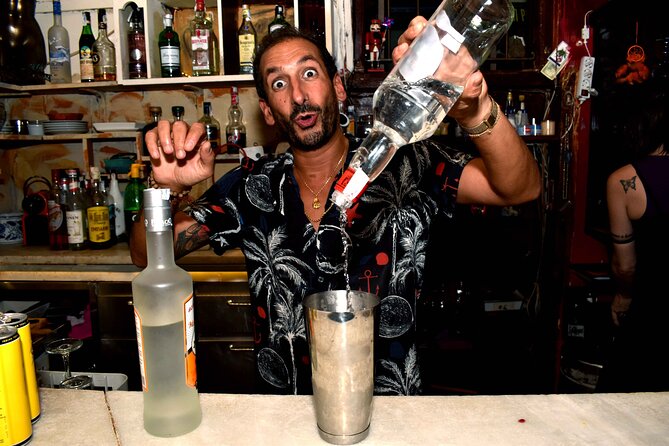 Pub Crawl in Edinburgh - Five venues across Edinburgh’s Old Town