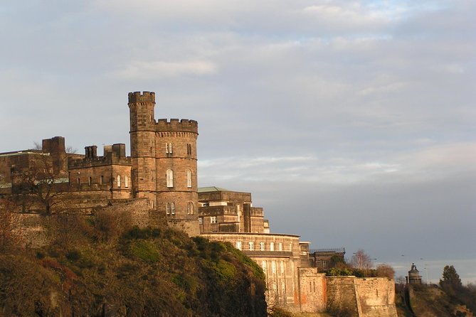 Public guided tour of Edinburgh at a minimum price - in French - St Giles Cathedral and the heart of the Old Town