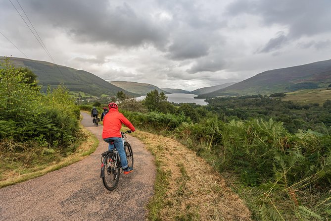 Ricky's gateway to the Highlands Tour - Leaving Edinburgh for Aberfoyle