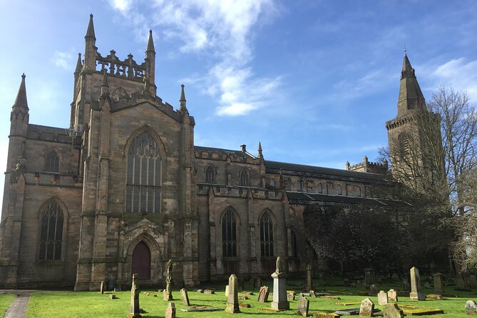 Rosslyn Chapel, Dunfermline Abbey and Stirling Castle Day Tour - Why the guide can make or break the day