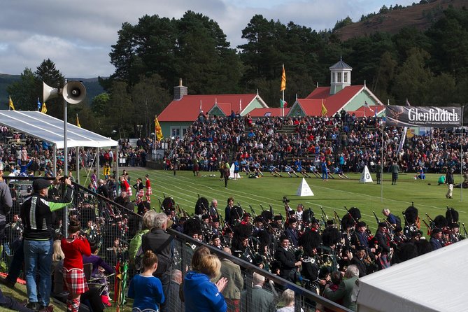 Round-Trip Transportation to the Braemar Highland Games from Edinburgh - What you can expect at the Braemar Gathering