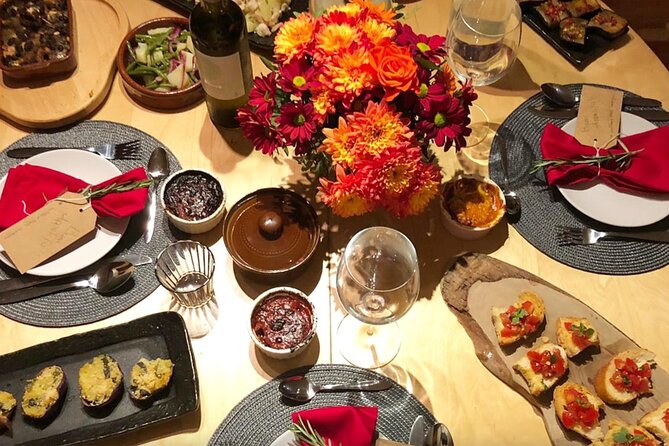 Scotland meets Sardinia: 8-course Dinner with Professional Chef - A small table makes the evening more personal
