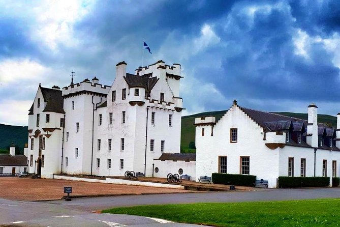 Scottish Highlands Private Day Tour with Scottish Local - House of Bruar for food and shopping