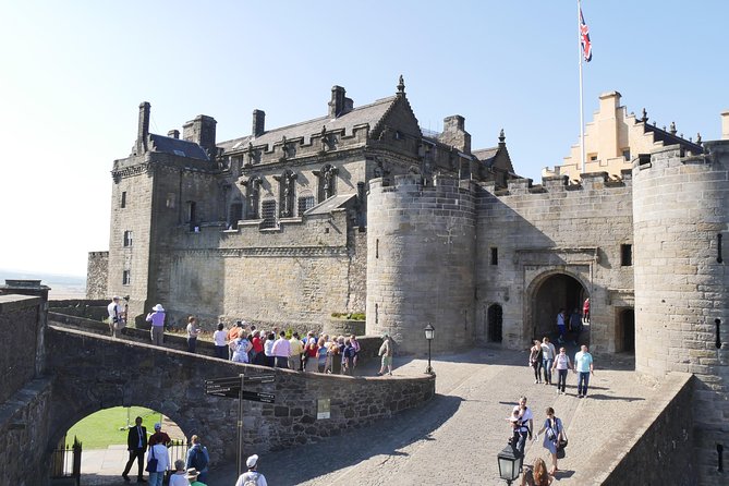 Scottish Whisky and Castles small group tours from Edinburgh - What the private guide adds to the day