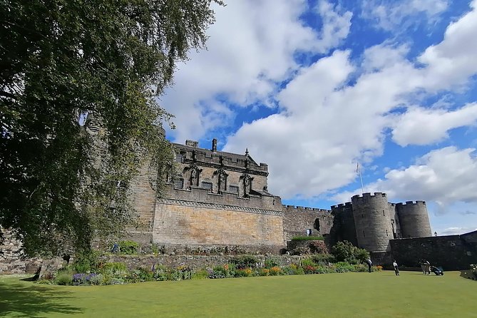 Shore Excursion to Loch Lomond & Stirling Castle - What the private vehicle changes