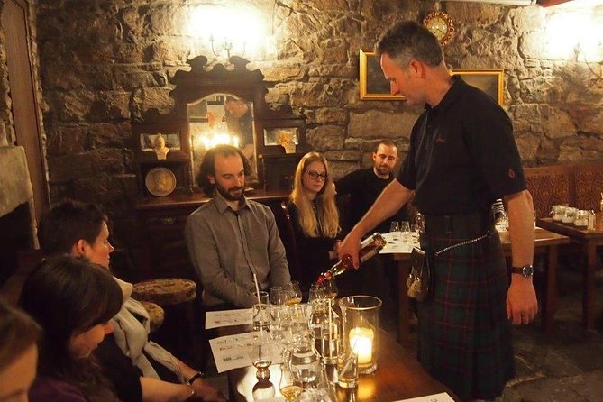 Small Group Edinburgh Whisky Tour and Tasting - Why the guide matters so much