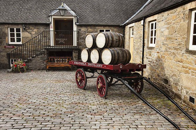 Speyside Whisky Trail Day Tour from Aberdeen Including Admissions - What this Aberdeen whisky tour is really about