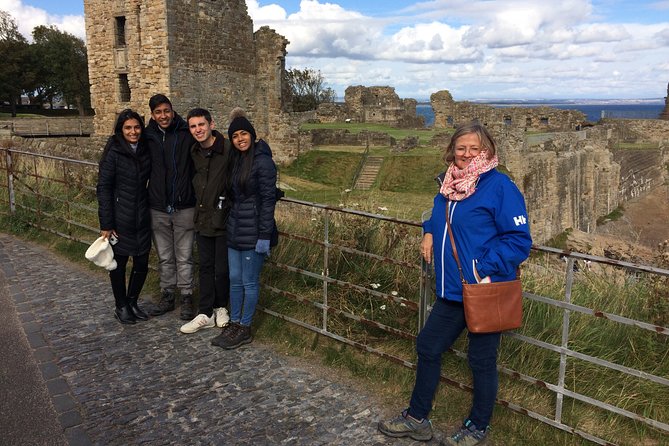 St Andrews Must-Sees Daily Walking Tour (11am & 2pm) - The University of St Andrews in 10 minutes
