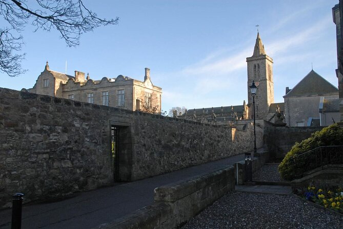 St. Andrews Scenic Stroll: A Private Walking Exploration - Beginning at the Old Course