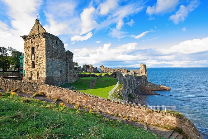 St. Andrews Scenic Stroll: A Private Walking Exploration - What the private format adds