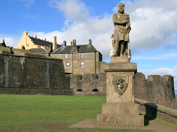 Stirling Castle and Whisky Very Small Group Tour from Edinburgh - Why the small coach matters on a ten-hour day