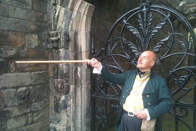 Stirling Old Town Private Walking Tour - Comedy, drama, and useful context for the rest of Scotland