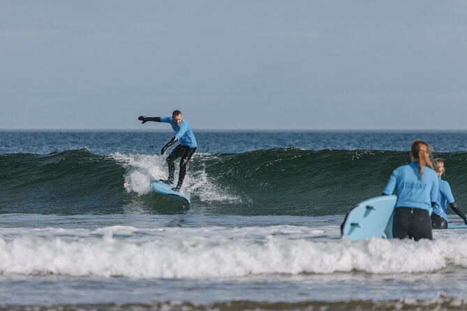 Surfing Class in Cullen Bay - The teaching style is friendly and confidence-focused