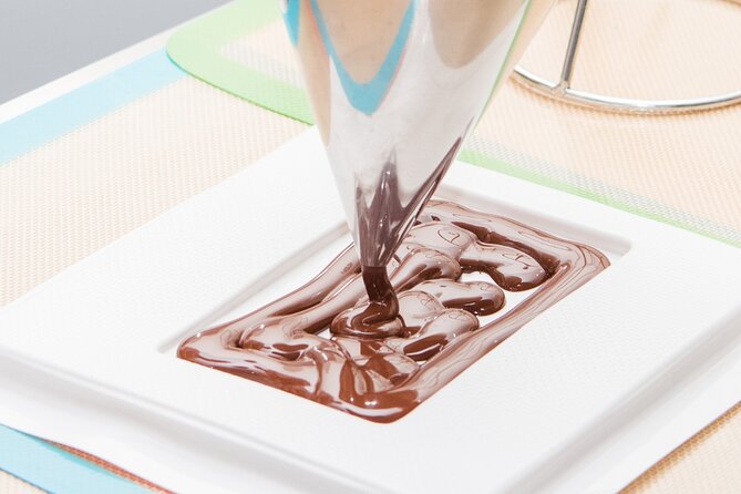 The Chocolatarium Chocolate Tour Experience in Edinburgh - Making your own bar at Cranston Street