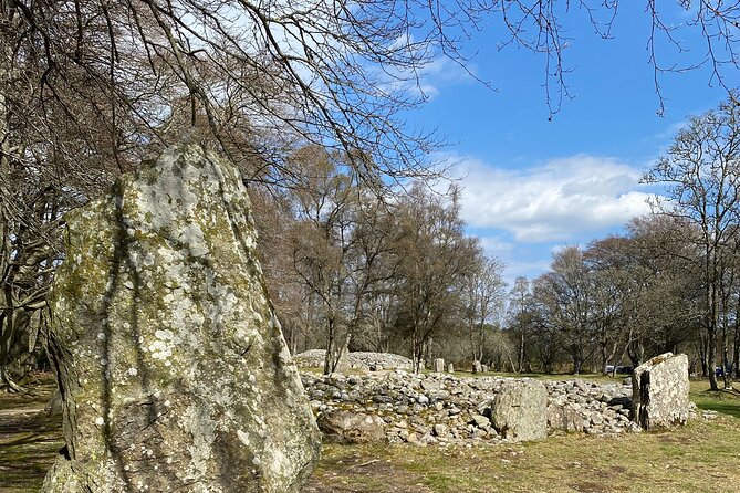 The Outlander Tour Clava, Culloden, Urquhart, Loch Ness & Beauly - Avril’s local guiding style