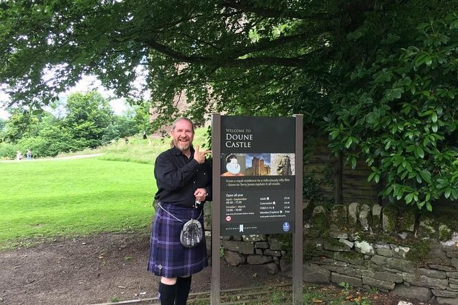 Ultimate Outlander Day Tour - Midhope Castle, the Lallybroch stop