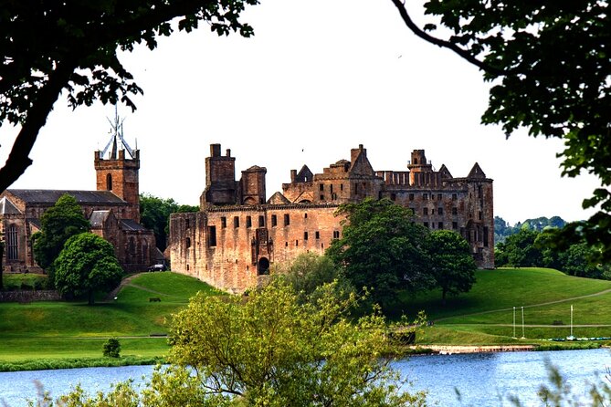 Wallace monument, Stirling Castle, Linlithgow Palace Private Tour - What the $716.55 group price really buys